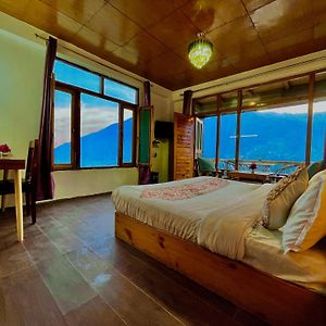 Naina Spring Resort, Manali - Away From City Hustle
