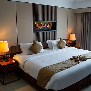 Hotel Grand Marina